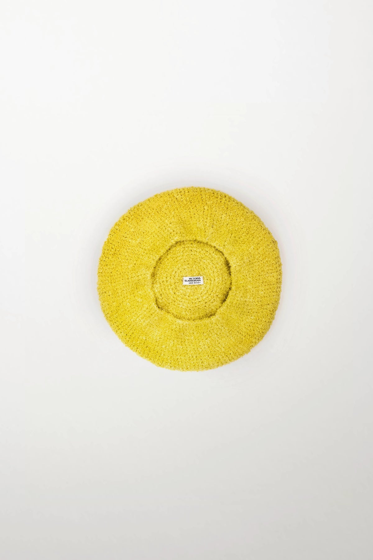 Pom Pom Beret in Cashmere
